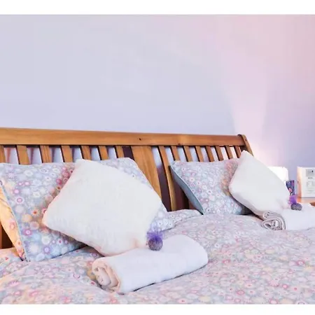 Modern 15 Minutes To Dublin Airport *